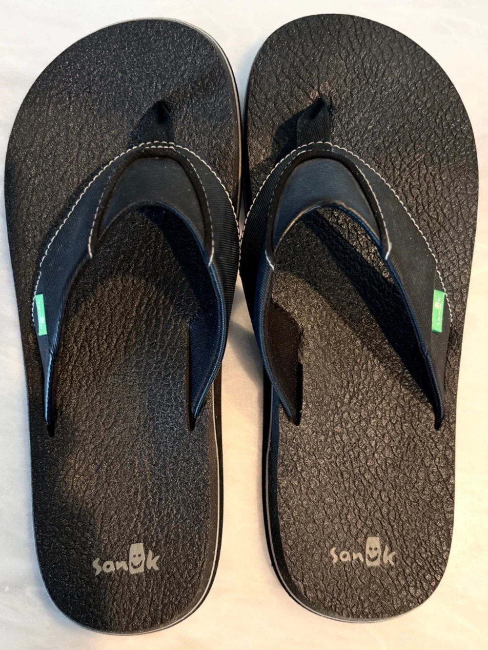 Sanuk Flip Flops Mens 11 Black Comfort Sandals Casual Beach Lightweight